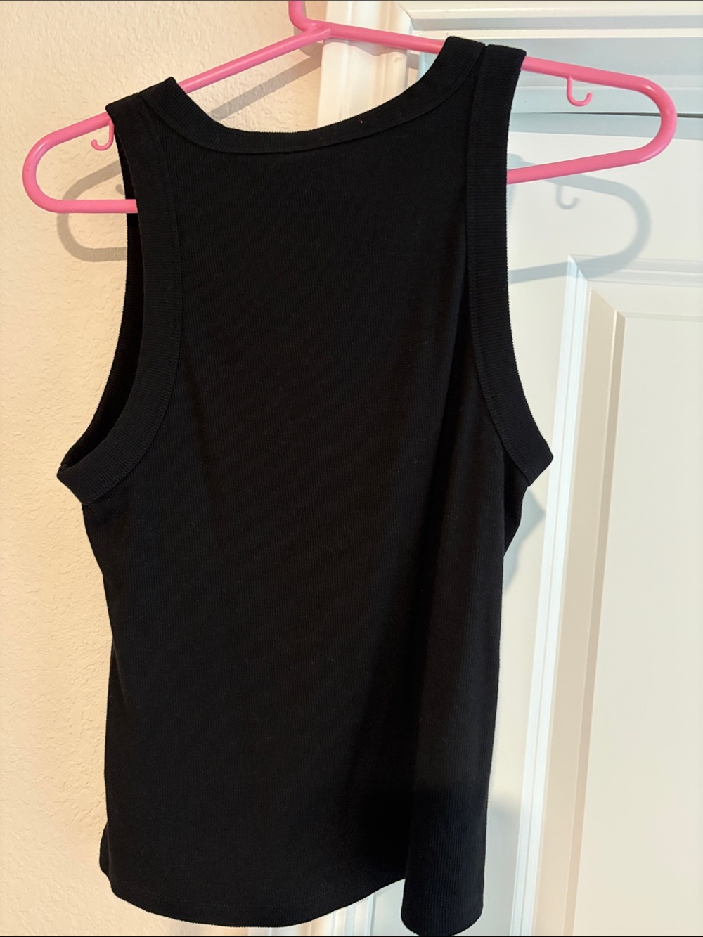 Classic Black Ribbed Tank Top - Picture 2 of 3